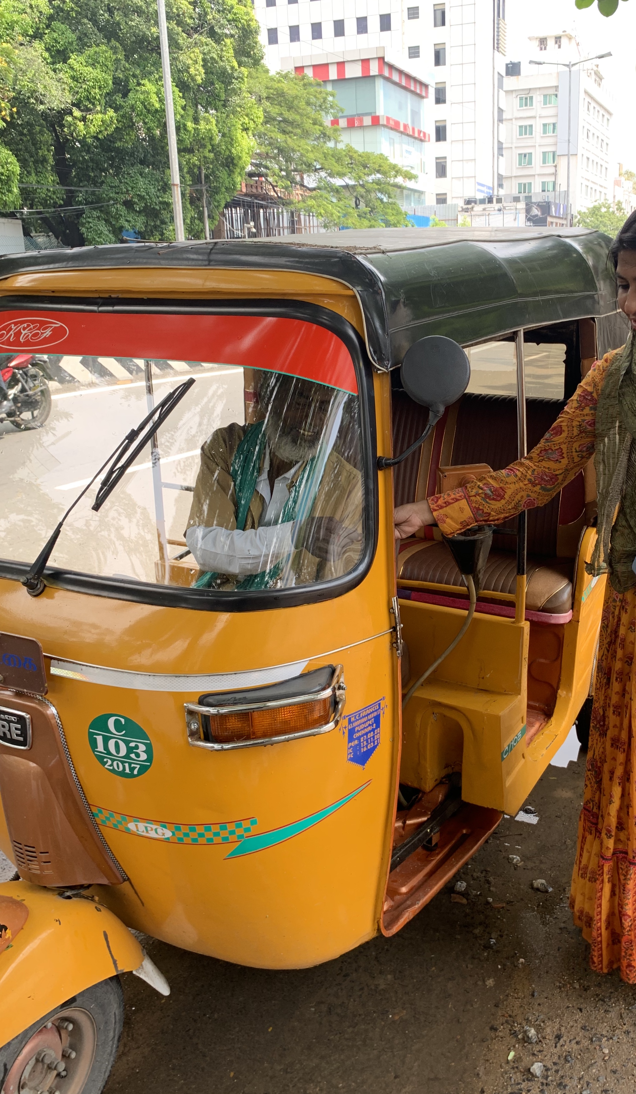 public transport in india solo female traveller